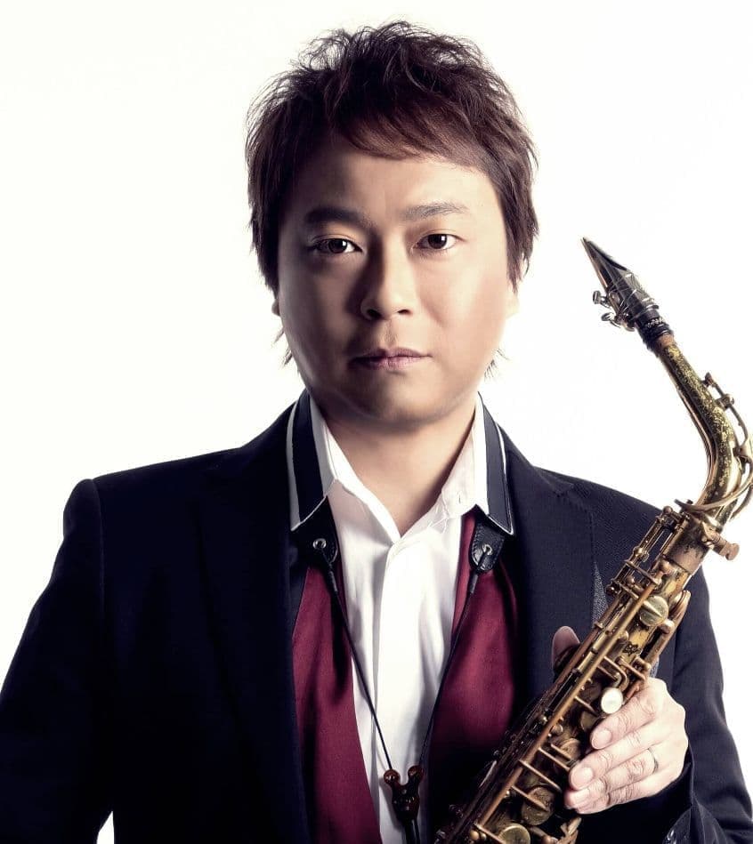 鍬田修一【サックス】
